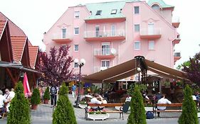 Muskátli Apartmanház